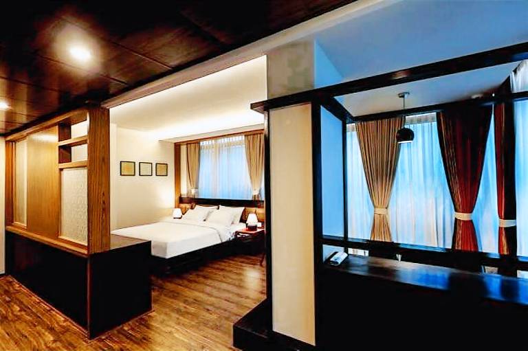 Minla Hotel