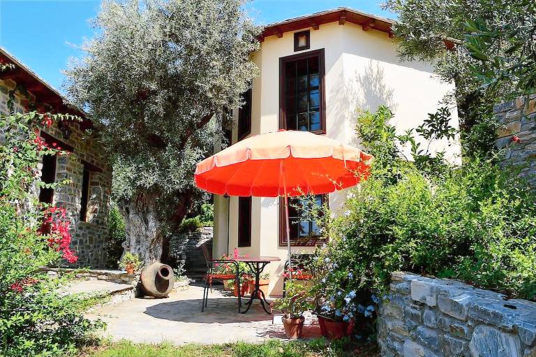 καταφύγιο Καλά Νερά