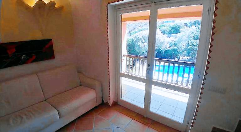 Rental apartment with pool — photo 4
