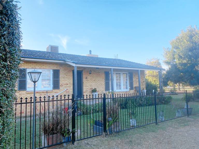 House West Tamworth