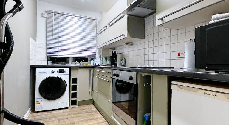 Beautiful rental apartment | Next to Edinburgh Castle | Pets allowed — photo 2