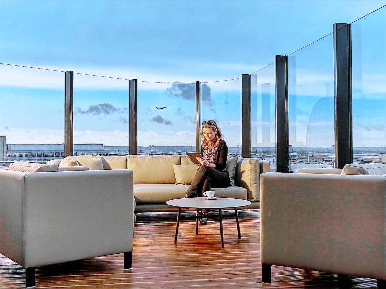 Radisson Blu CDG Airport Terminal Hotel, Paris — photo 2