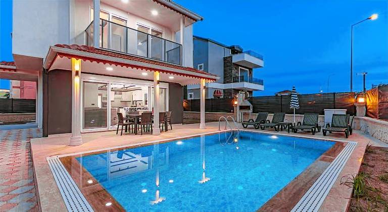 NEAR BY THE LAND OF LEGEND’S PRIVATE POOL VILLA SUN in Antalya