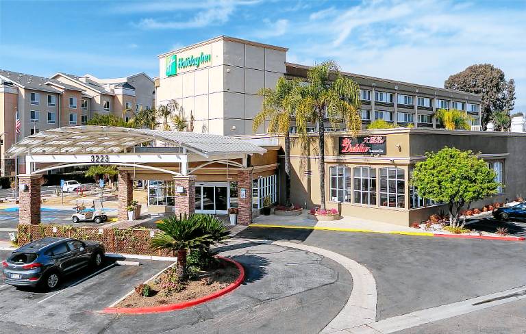 Pension  West Covina