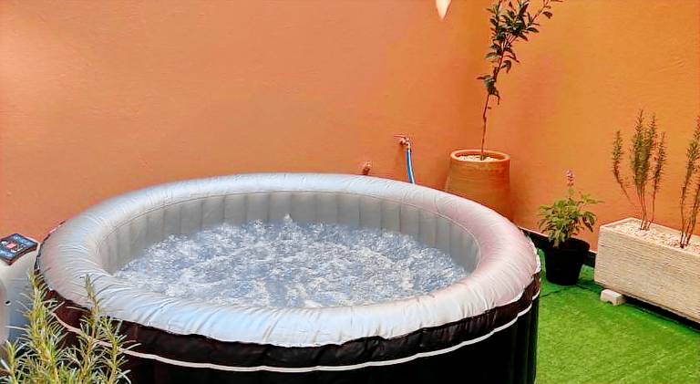 Vacation home with jacuzzi | Pet-friendly — photo 4