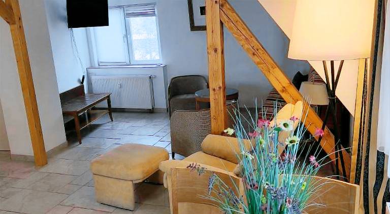Holiday apartment with patio — photo 4