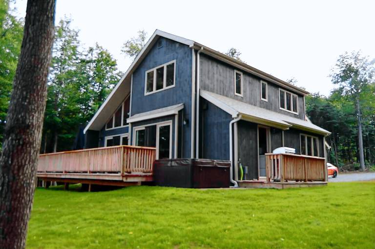 Cabin Harman