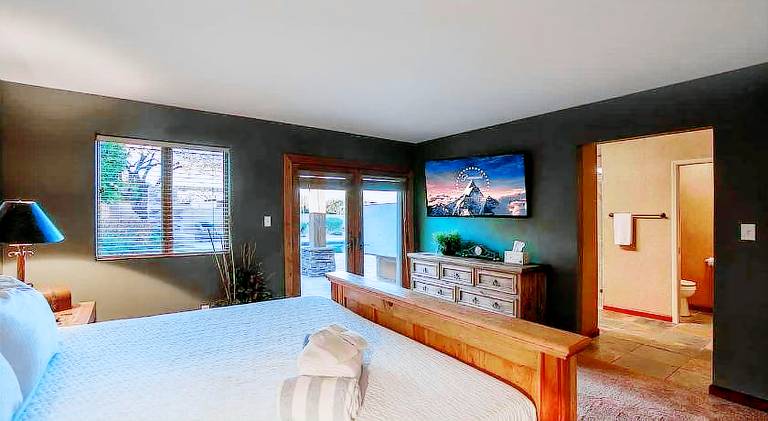 Vacation home with private pool, barbecue & jacuzzi | Suitable for remote work — photo 2