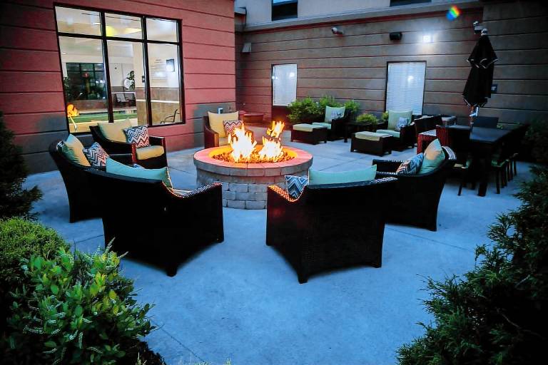 Hampton Inn & Suites Sharon — photo 3