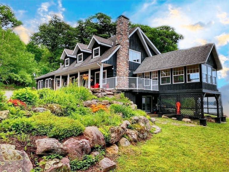 Cabin Port Carling