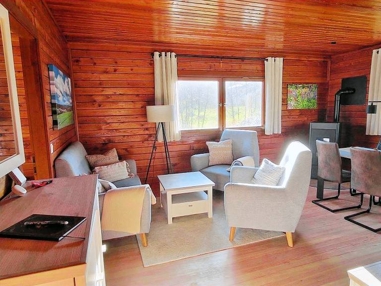 Blockhaus am Waldrand