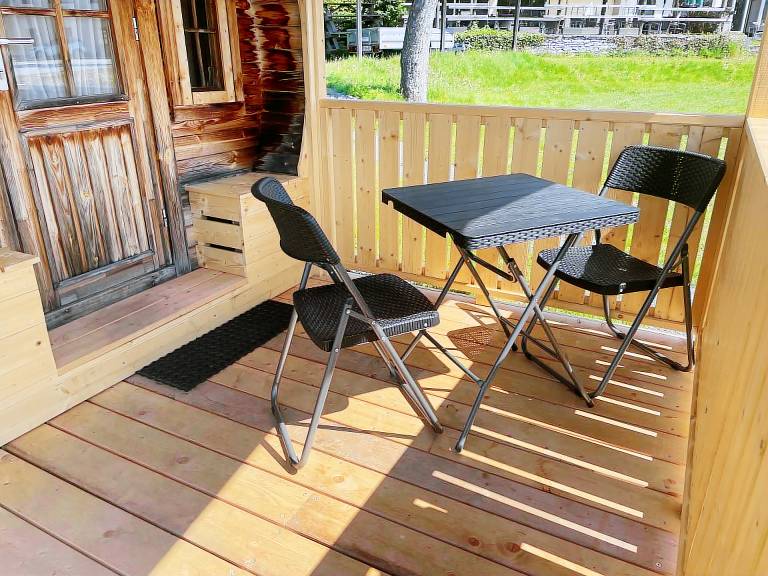 Camping suite with patio — photo 3