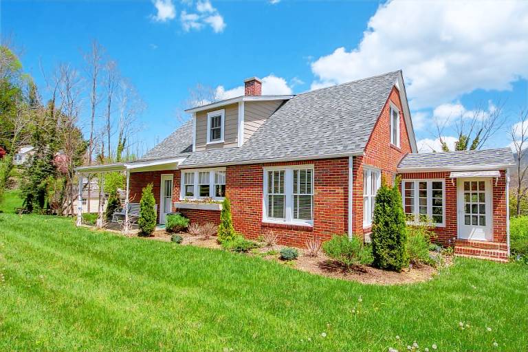 House West Jefferson