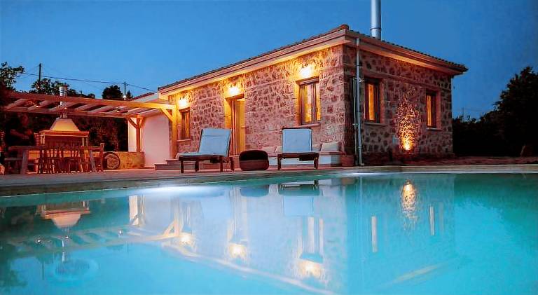 70 m&sup2; Villa