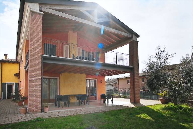 Casale Peschiera del Garda