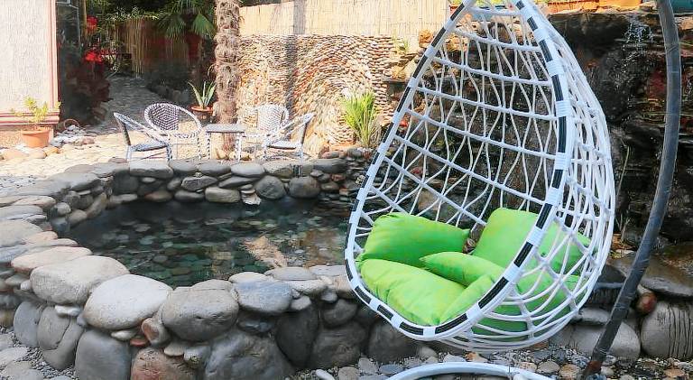 Rental apartment with patio, garden & barbecue — photo 4