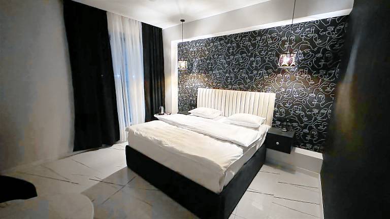 Lux Plaza Hotel EVN airport — photo 2