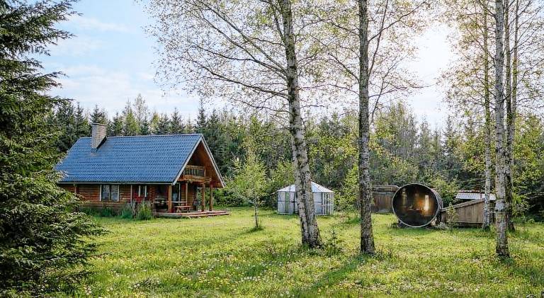 House with sauna & garden in Parnu