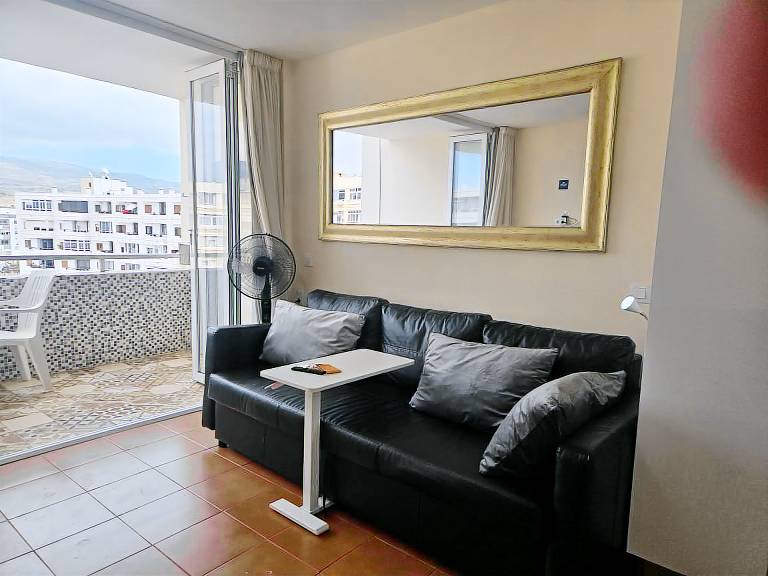 Apartment with fast internet, yard & terrace | Sea view — photo 4
