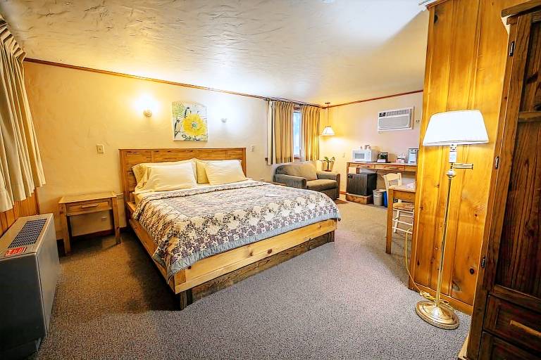 Motel  Hayward