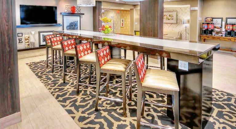Hampton Inn Cookeville — photo 3