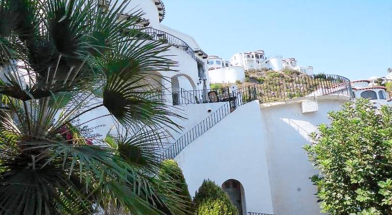 House with pool | Pet-friendly — photo 4