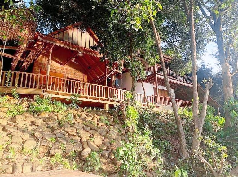 Bodia Villa Waterfront in Kampot