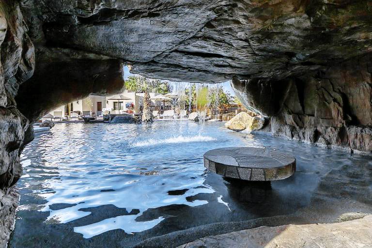 Children-friendly vacation home with private pool | Pets allowed — photo 4