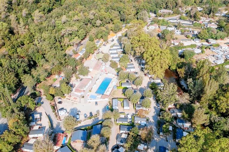 Family-friendly beautiful camping suite with patio, garden & pool | Pet-friendly — photo 5