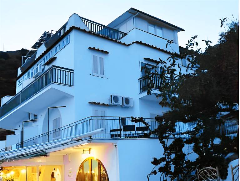 Hotel Ferdinando Beach & Thermal Spa in Serrara Fontana