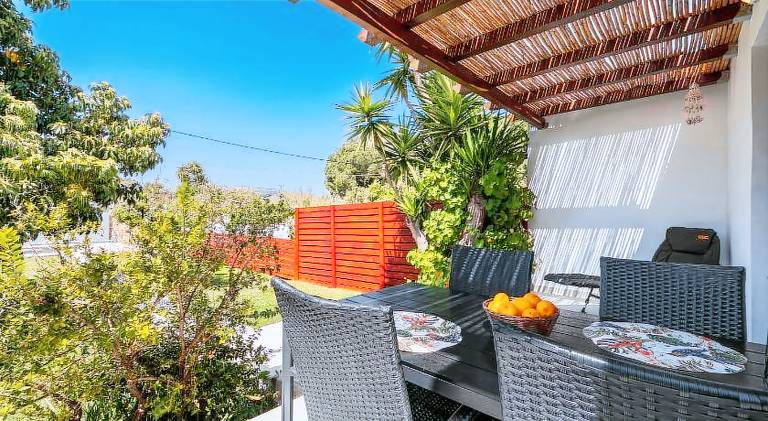 House with 1 room for 4 persons — photo 4