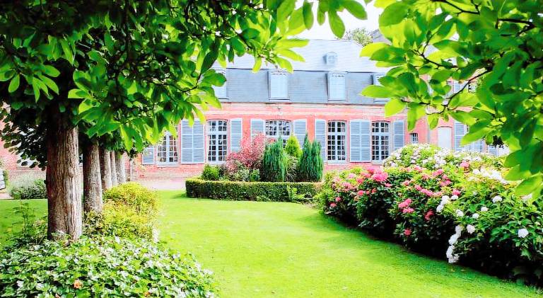 Chateau d Aigneville