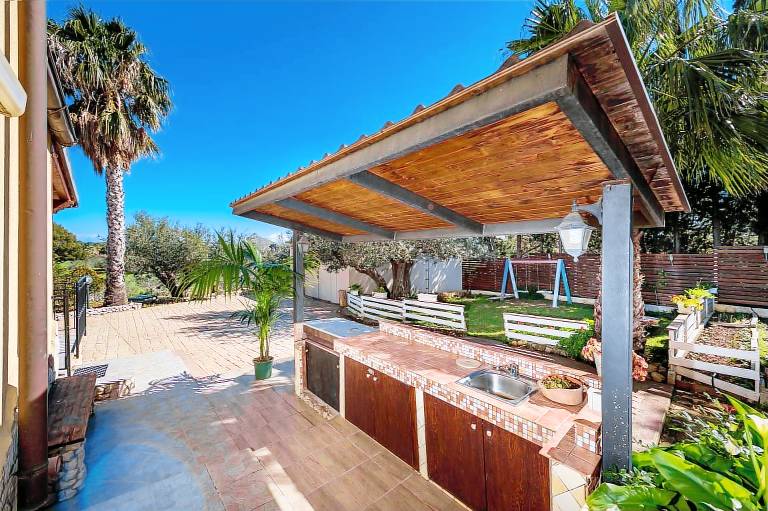 Nice vacation home with garden, terrace & private pool | Garden view | Pets are welcome — photo 4