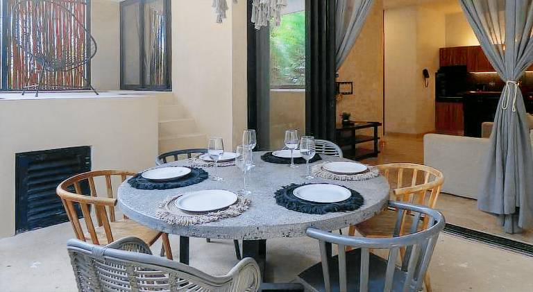 Holiday apartment with pool — photo 3