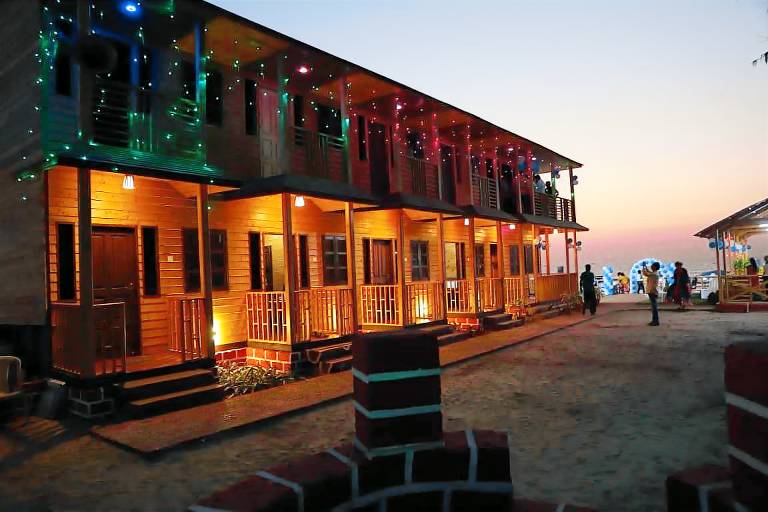 Resort Tarkarli Beach