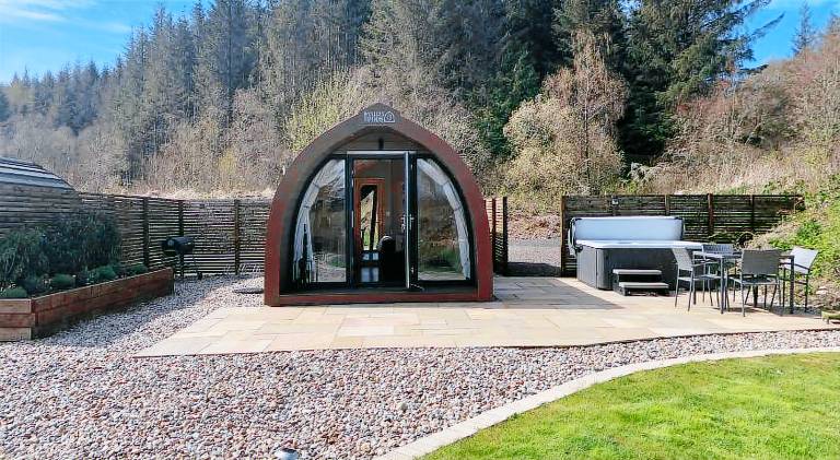 Pleasant vacation home with jacuzzi | Dogs allowed — photo 4