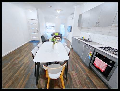 House Pakenham