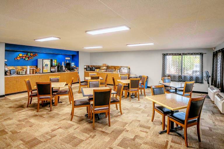 Days Inn by Wyndham Coeur d'Alene — photo 5