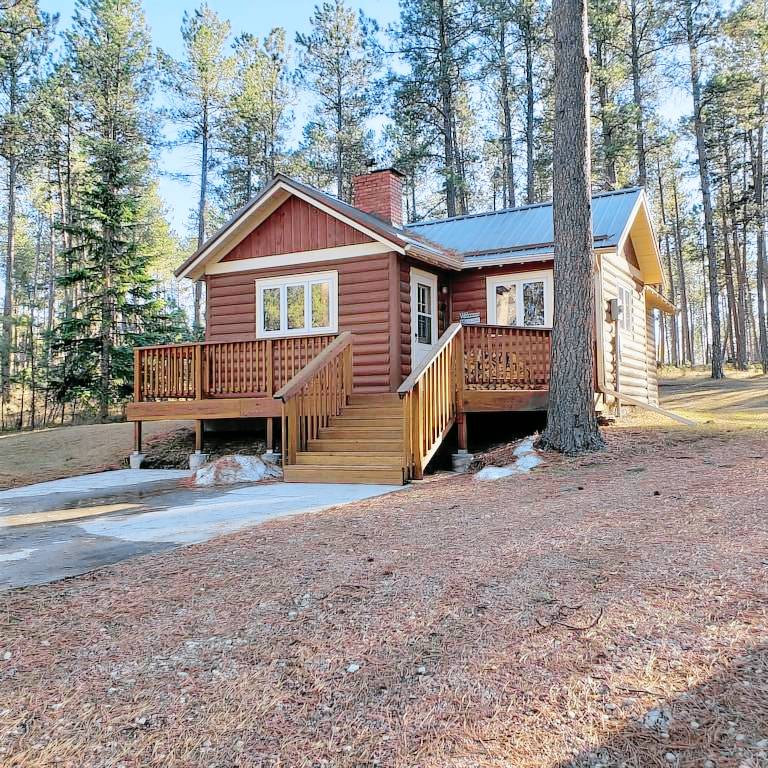 Cabin Custer