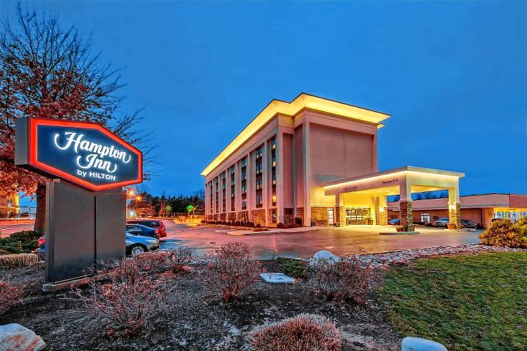 Hampton Inn Charlottesville in Shenandoah, MD