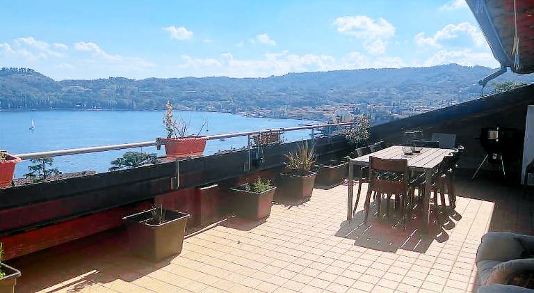 Apartment with 1 room for 2 persons in Gardone Riviera