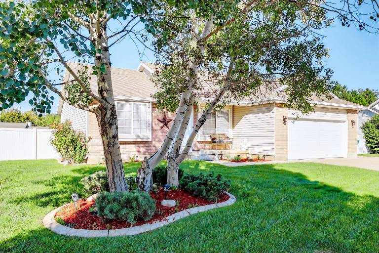 Family Friendly Clearfield Home w Hot Tub