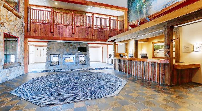 Stoney Creek Hotel Quad Cities - Moline — photo 3