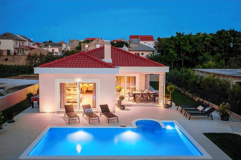 Villa with patio, private pool & yard — photo 3