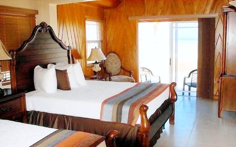 Resort  Mangrove Cay