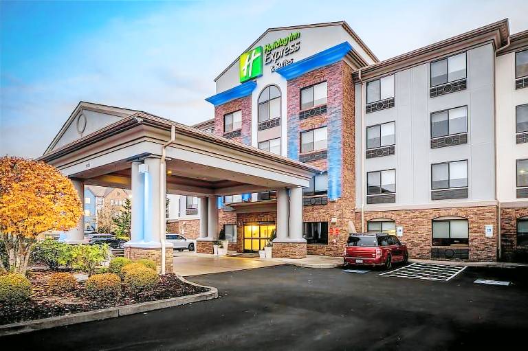 Holiday Inn Express Hotel & Suites Vancouver Mall by IHG