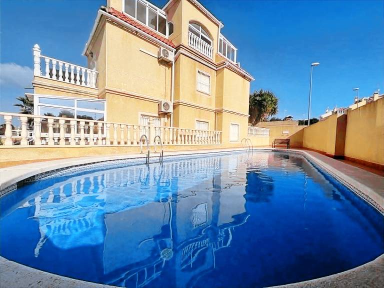 Villa Playa Flamenca