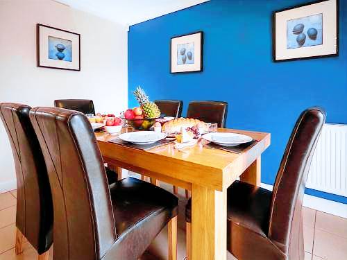 Bed & Breakfast  Huntworth