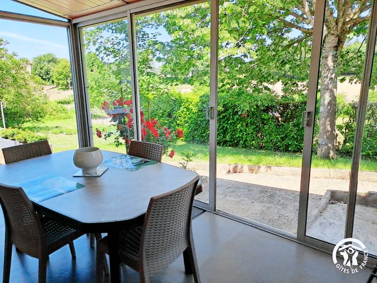 Gite with patio & garden — photo 5
