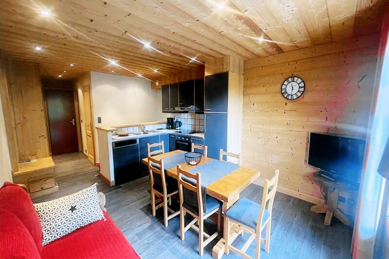 Rental apartment with 2 rooms for 6 persons — photo 2